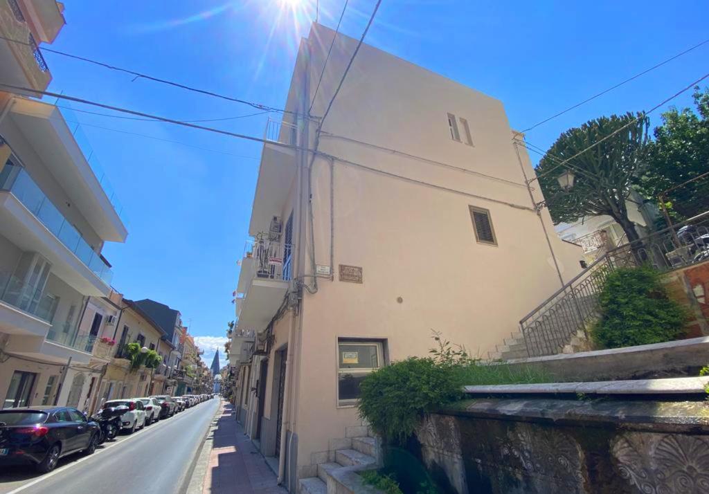 Casa Martina Giardini Naxos Exterior foto